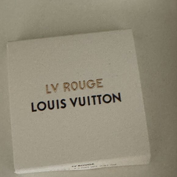 Louis Vuitton LA BEAUTE Lip Sample (4 colors) - Picture 3 of 8